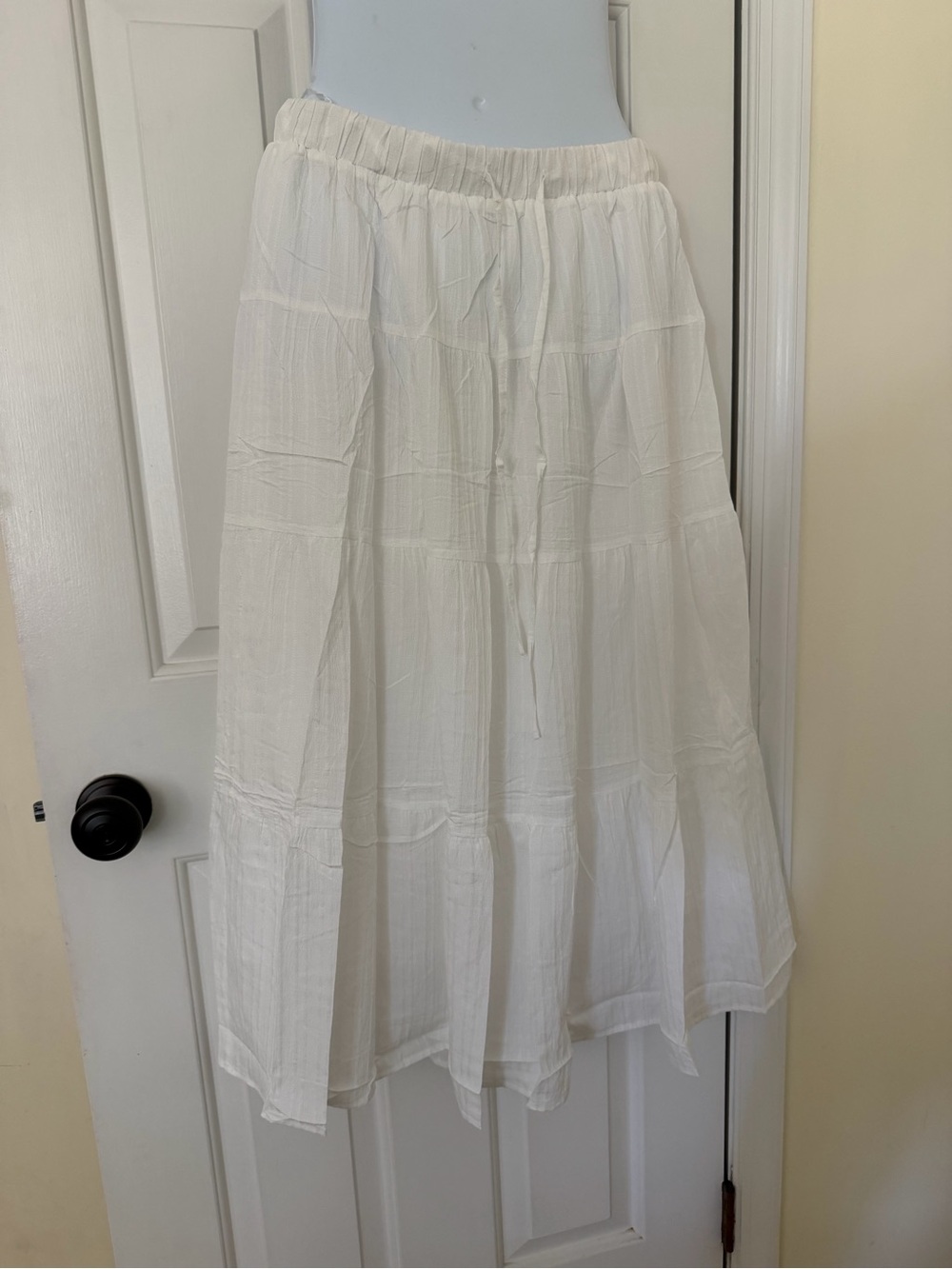 NWT DERAX White Tiered Maxi Skirt Size L Boho Cottagecore Elastic Waist Lined
